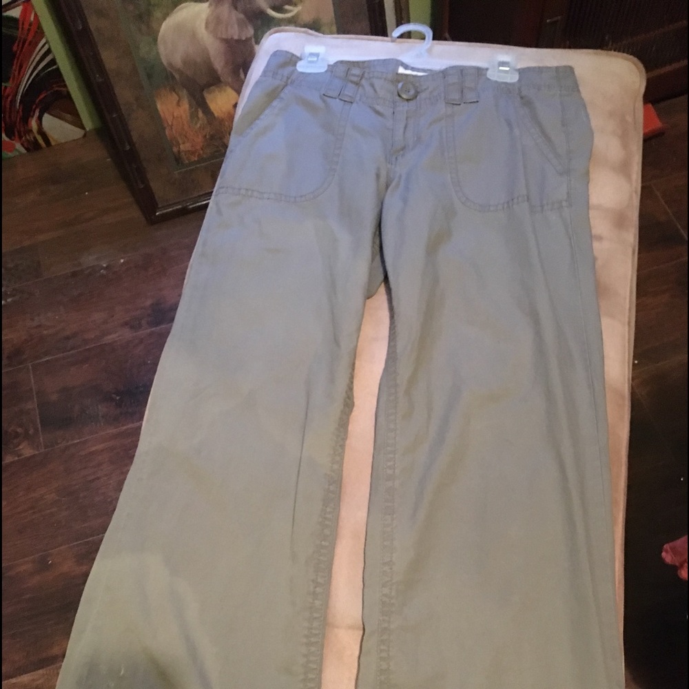 Aerospostle Woman’s Khaki Pants